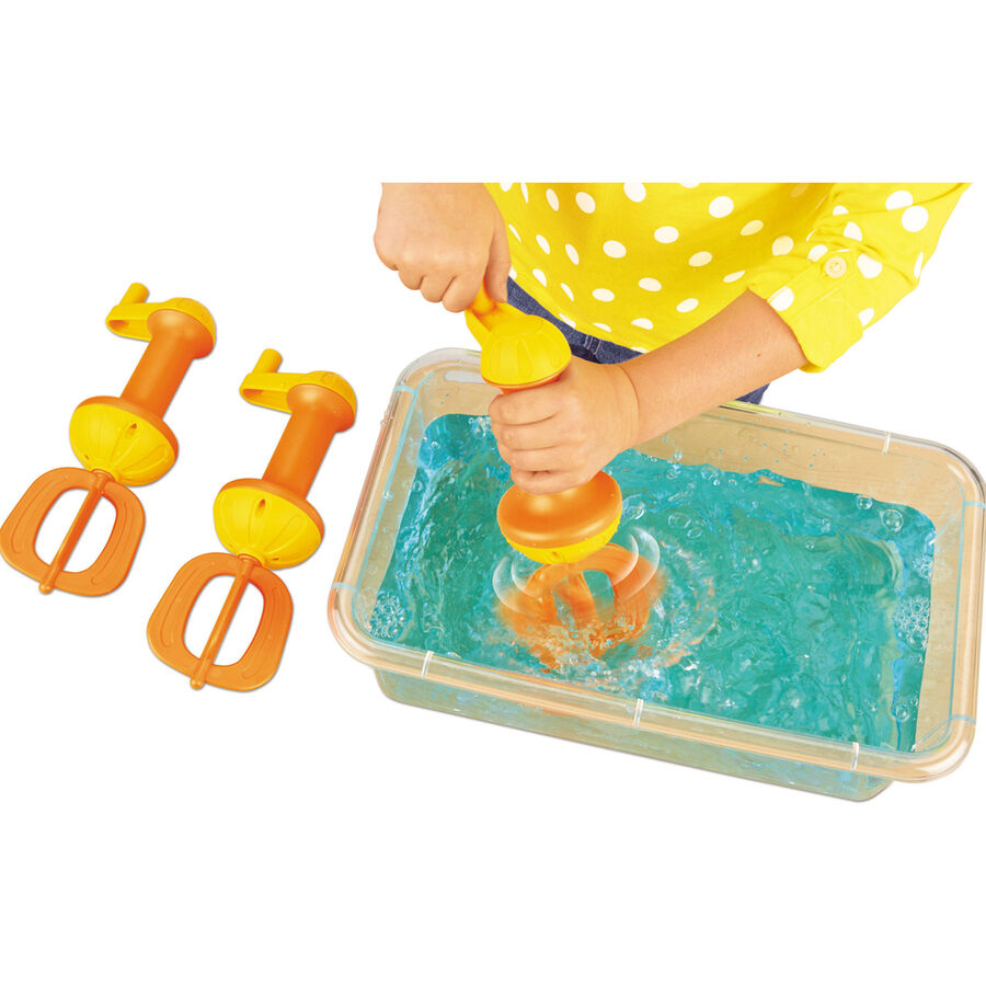 Messy Play Water Whisks 3pk