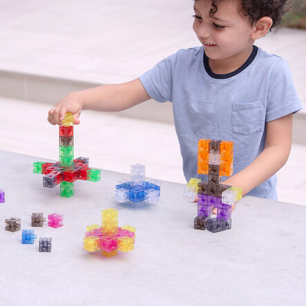 Translucent Colour Linking Cubes  hi\-res