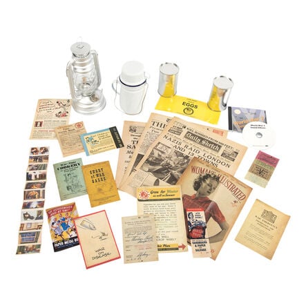 Air Raid Shelter Artefact Collection KS2  hi\-res