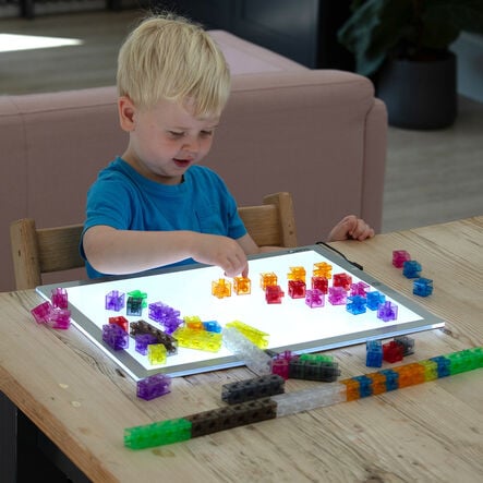 Translucent Colour Linking Cubes  hi\-res