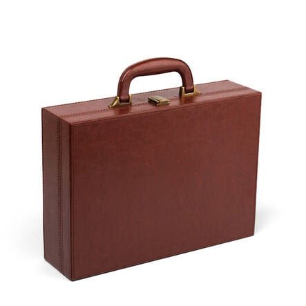 Traveller\'s Suitcase  hi\-res