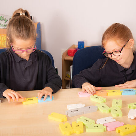 TTS Spanish Sentence Tub Classroom and Colours  hi\-res