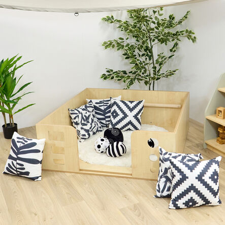 TTS Baby Crawl in Sensory Pit Maple  hi\-res