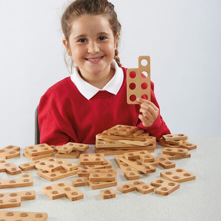 TTS Wooden Number Frames 80pcs  hi\-res
