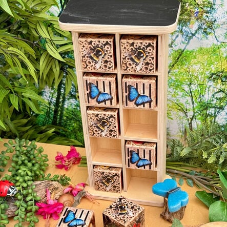 Yellow Door Bug Hotel 10 Frame Habitat  hi\-res