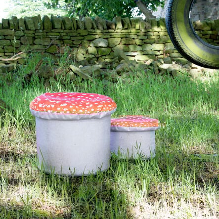 Nature Toadstool Seats  hi\-res