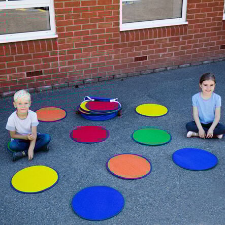 Weatherproof Outdoor Circle Mats 30pk  hi\-res