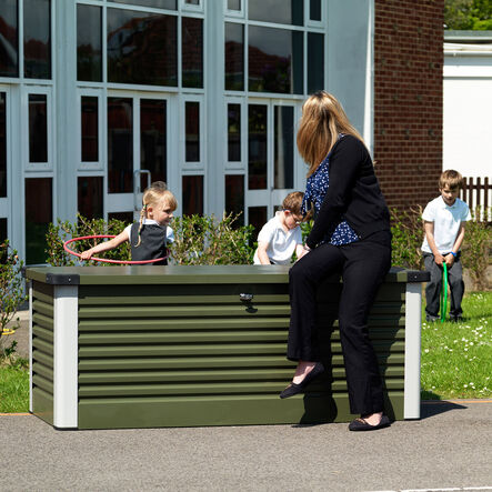 Outdoor Metal Lockable Storage Chest  hi\-res