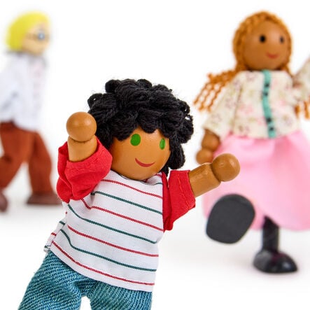 TTS Small World Family Figures  hi\-res