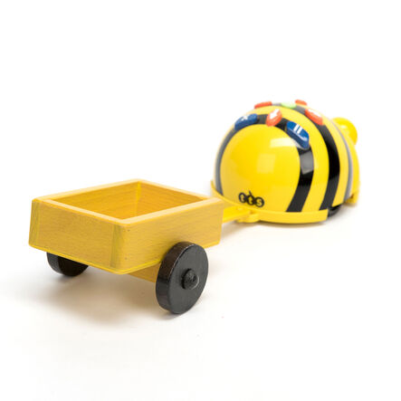 TTS Bee\-Bot® and Blue\-Bot® Trailer  hi\-res