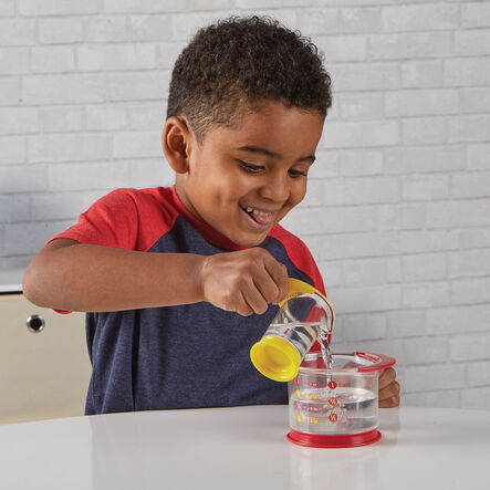 Rainbow Fraction Liquid Measuring Cups  hi\-res