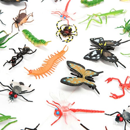 Small World Minibeasts Insects Pack  hi\-res