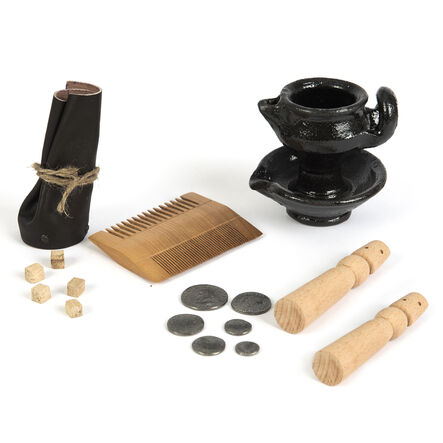 Tudor Child Artefacts  hi\-res