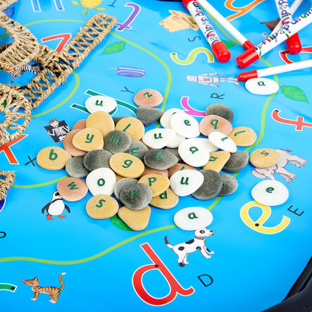 Outdoor Phase 1 Phonics Kit  hi\-res