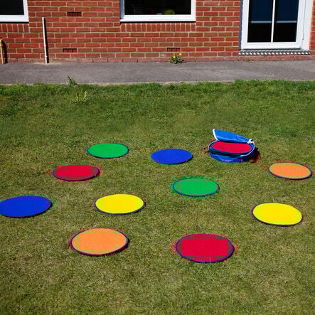 Weatherproof Outdoor Circle Mats 30pk  hi\-res