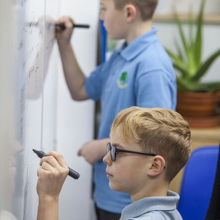 Learning Board Student Wall Mounted Whiteboard  hi\-res