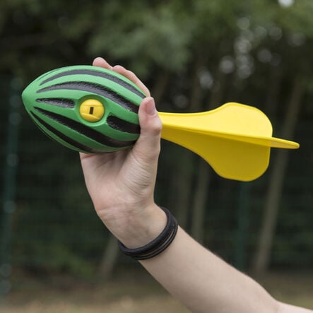 Whistle Fly Ball  hi\-res