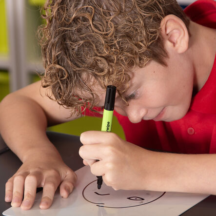 Whiteboard Pens \x26 Accessories Class Tray 200pk  hi\-res