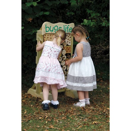 Giant Outdoor Bug hotel Insect Habitat  hi\-res