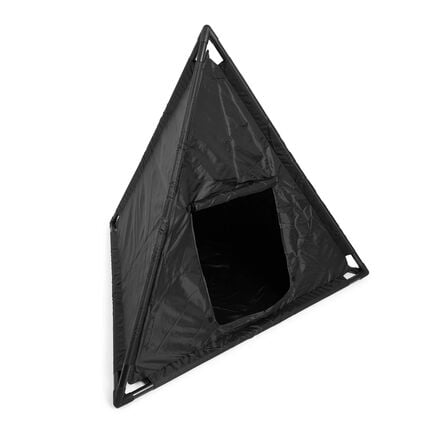 TTS Pyramid Dark Den  hi\-res