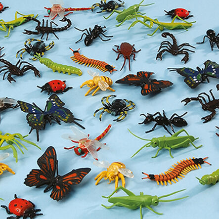 Small World Minibeasts Insects Pack  hi\-res