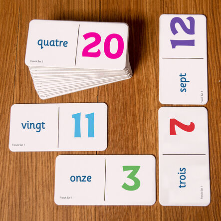 Spanish Dominoes  hi\-res