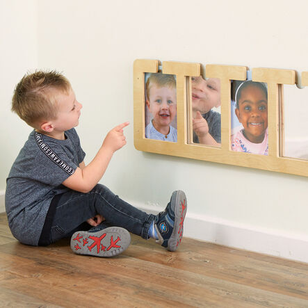 TTS Image Insert Wooden Wall  hi\-res
