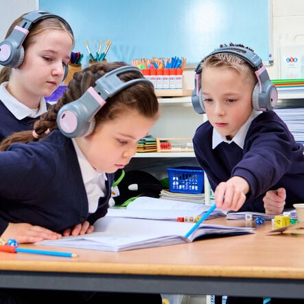 ClassCast Audio Broadcasting Headphones  hi\-res