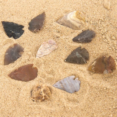 Stone Age Flint Arrowheads 30pk  hi\-res
