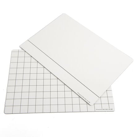 Maths 2cm Grid Card Whiteboards  hi\-res