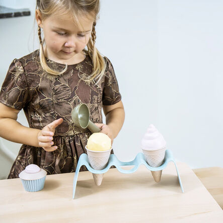 Dantoy BIO Cupcake \x26 Ice Cream Role Play Set 52pk  hi\-res