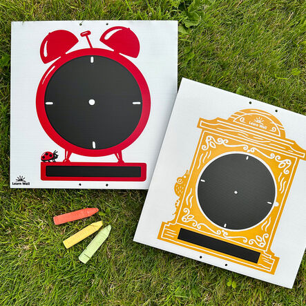 Chalkboard Clocks  hi\-res
