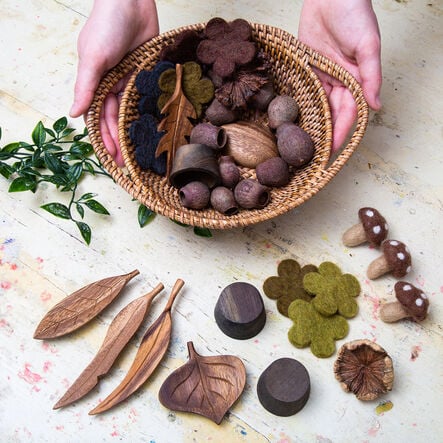 Loose Parts Nature Collection Basket 35pcs  hi\-res