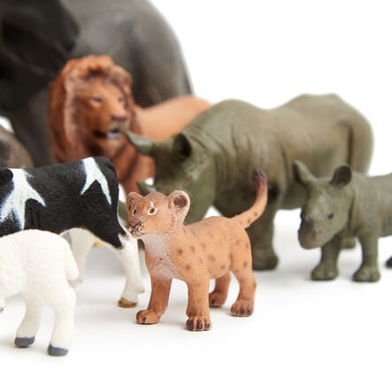 Small World Wild and Farm Animals and Young Set  hi\-res