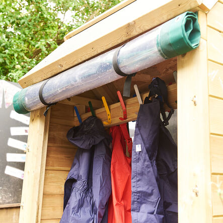 Outdoor Clothing Store  hi\-res