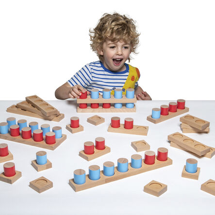 Wooden Counting Blocks \x26 Counters  hi\-res