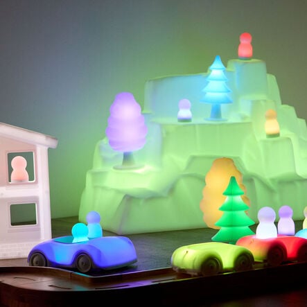 TTS Remote Control Light Up Vehicle \x26 Glow People Bundle  hi\-res