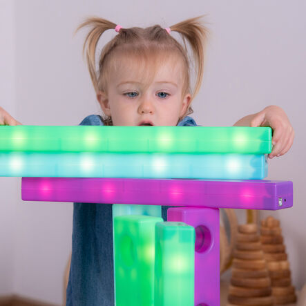 TTS Stack and Build Glow Blocks  hi\-res