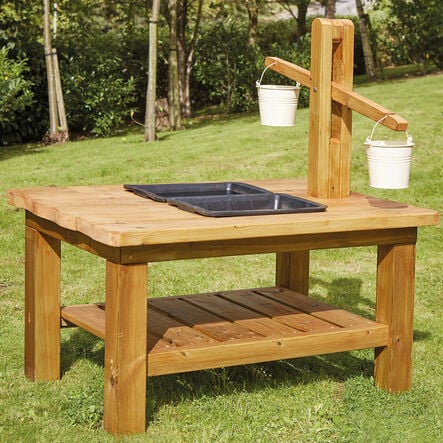 Outdoor Weights \x26 Scales Messy Table  hi\-res