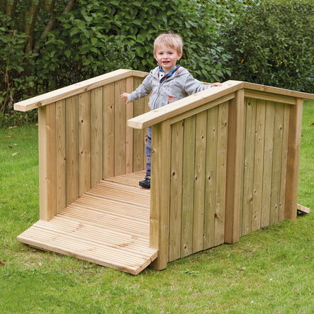 Outdoor Wooden Bridge  hi\-res