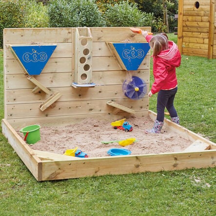 Outdoor Wooden Sand Wall  hi\-res