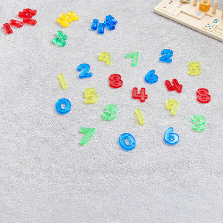 Translucent Numbers  hi\-res
