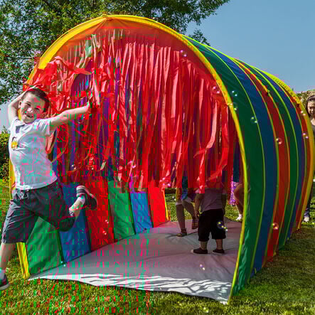 Giant Tickle Tunnel  hi\-res