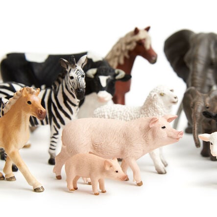Small World Wild and Farm Animals and Young Set  hi\-res
