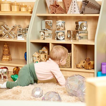Toddler Shelving Unit with Compartments  hi\-res