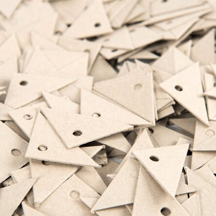 Card Triangles Axle Supports  hi\-res