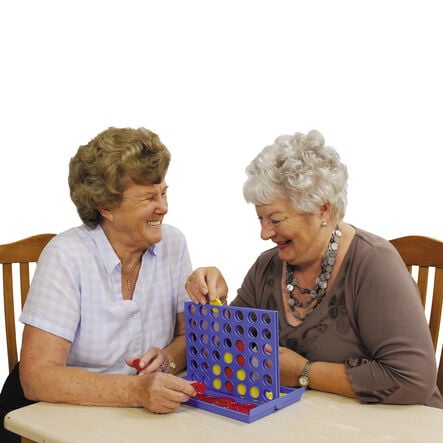 Four\-in\-a\-Row Portable Board Game  hi\-res