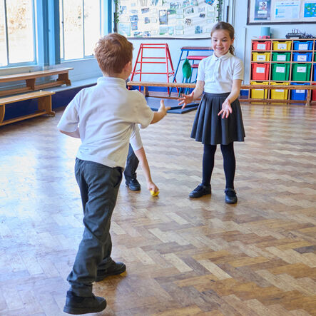 TTS Six Colour Bean Bags 48pk  hi\-res