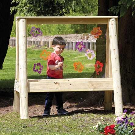 Millhouse Large Easel  hi\-res