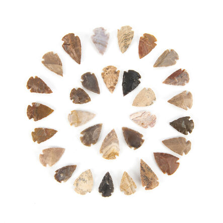 Stone Age Flint Arrowheads 30pk  hi\-res